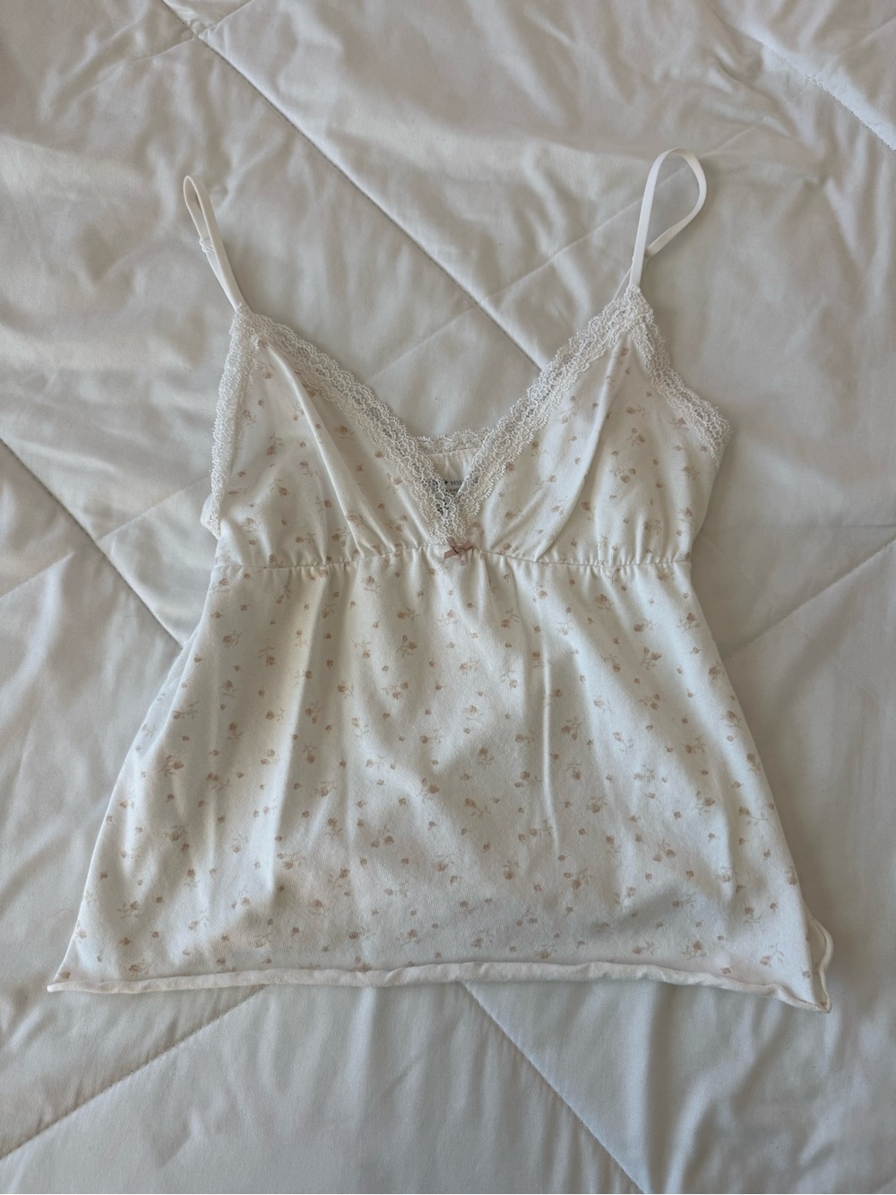 Brandy Melville Cream Floral Lace-Trim Tank Top